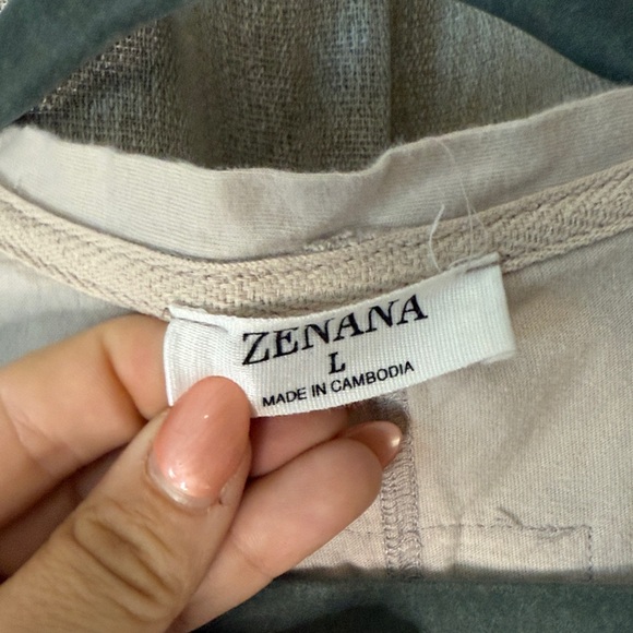 Zenana Outfitters Beige Button Down Shirt - Picture 2 of 2